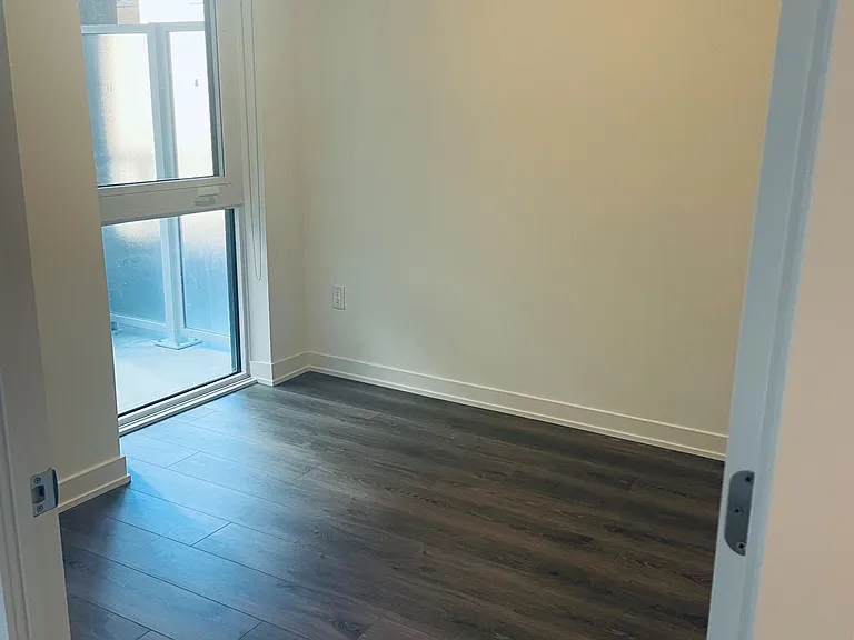 9 Tecumseth St #306 — Photo 8