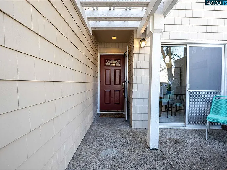 301 Warmcastle Ct — Photo 6