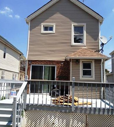 4th image of 12022 164th St