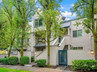 2775 NW Upshur St APT D, Portland, OR 97210
