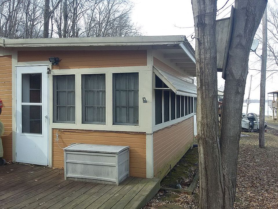 1st image of 9521 F Ave