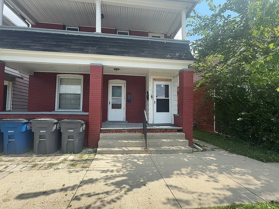 743 Forsythe St.