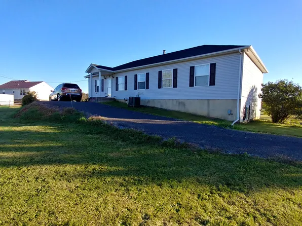 1919 Withers Larue Rd, Berryville, VA 22611