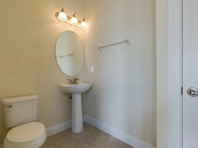 401 Lasso Dr #1 — Photo 3
