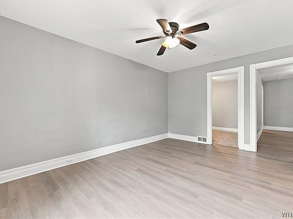 3rd image of 55 Vernon Pl