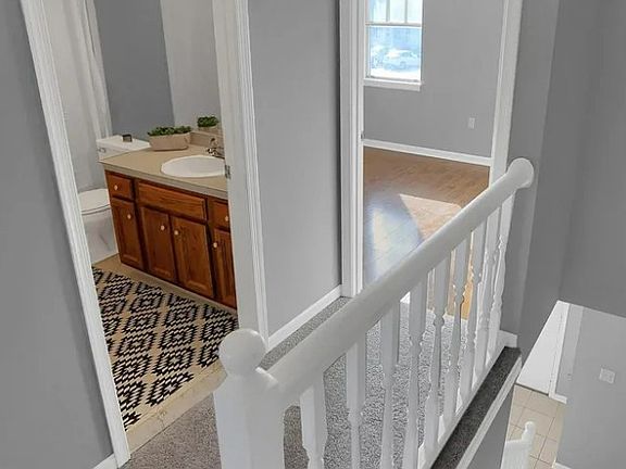 5th image of 857 Old Silver Spring Rd