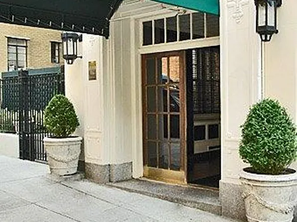 304 West 75th Street image 13 of 13