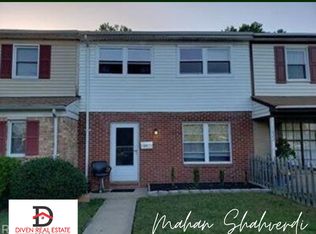 1020 Castle Ct, Chesapeake, VA 23323