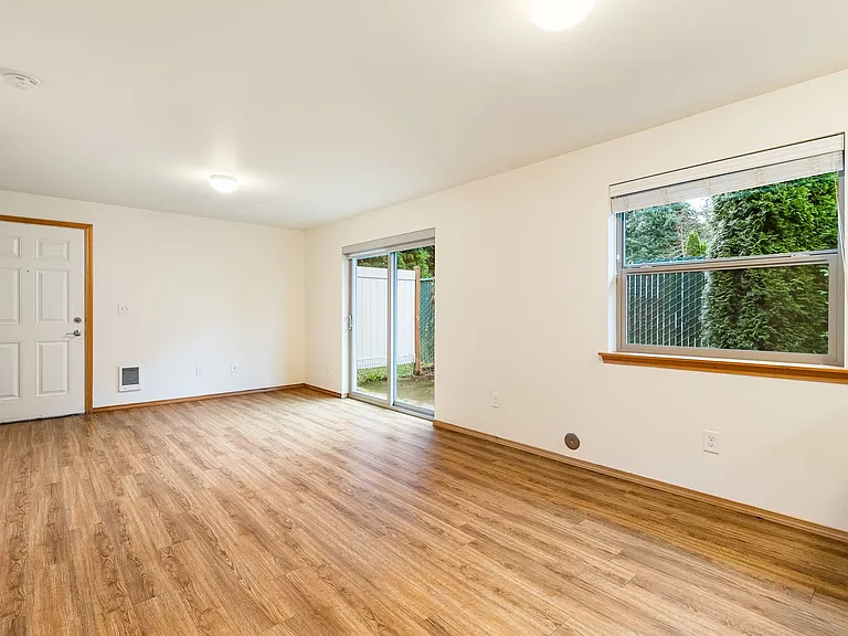 3303 Hilda Ln — Photo 10