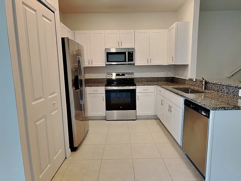 9207 Bonita Mar Dr — Photo 4