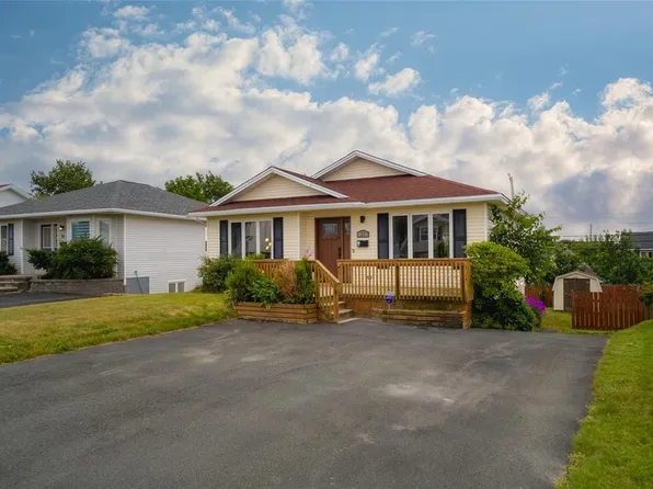 21 Emerald Drive, Mt. Pearl, NL A1N4W8
