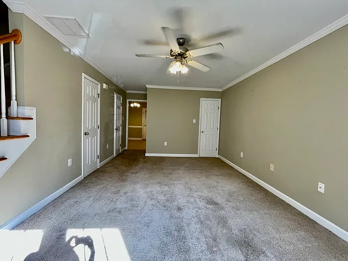 2 bed, 2.5 bath, $1,300 — Photo 2