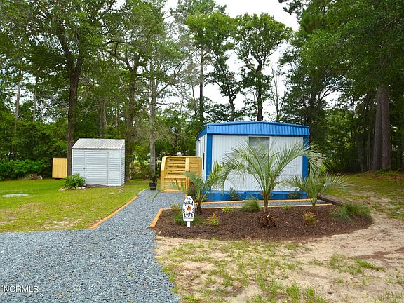 2nd image of 810 Dogwood Drive