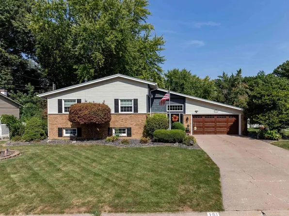 191 37th Ave, East Moline, IL 61244