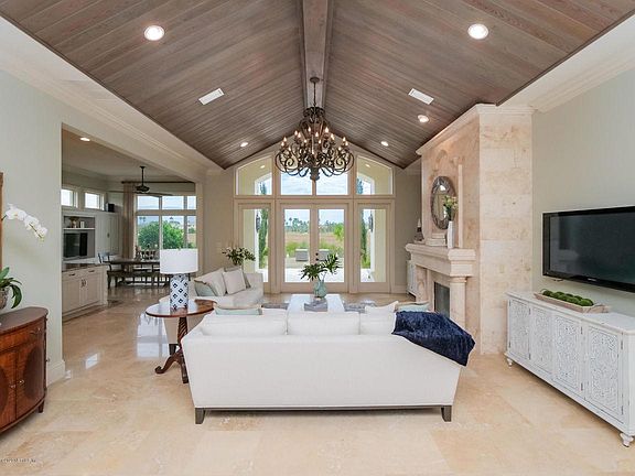 4th image of 24578 Harbour View Dr