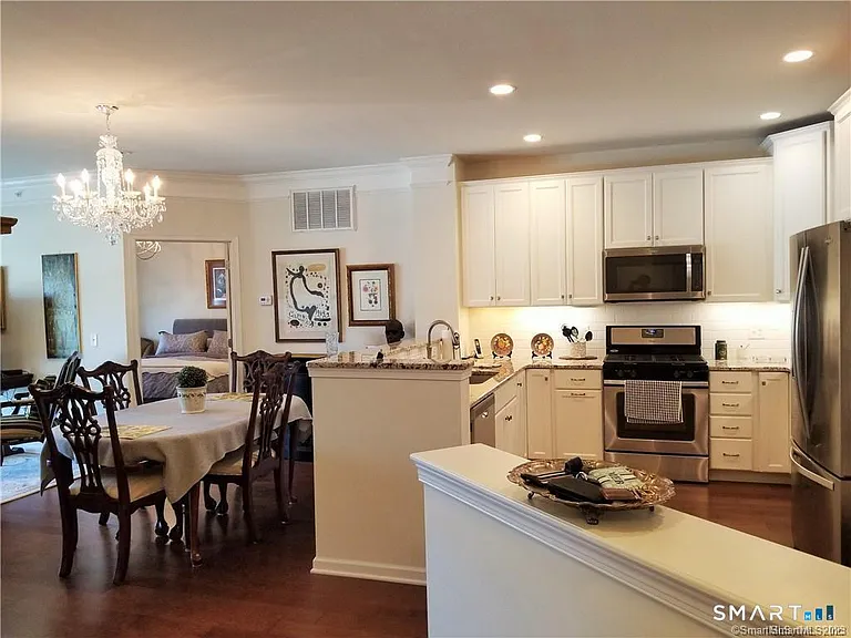 424 Center Meadow Ln #424 — Photo 6