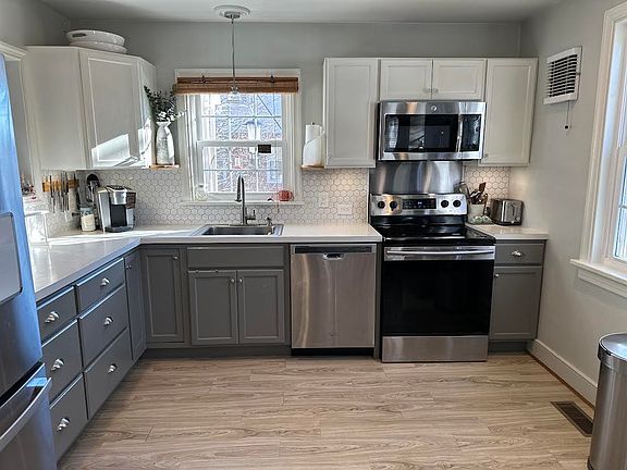 5th image of 107 Norman Dr