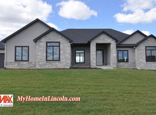 3801 Doonbeg Rd, Lincoln, NE 68520