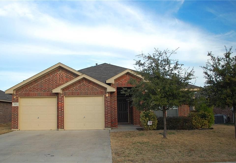 1st image of 237 Creekside Dr