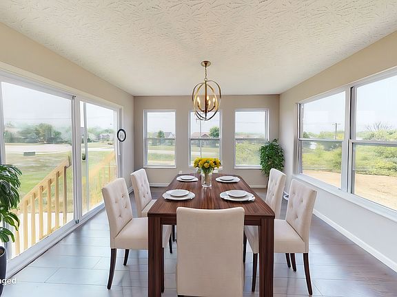 The Bright Sunroom in the Ambrose