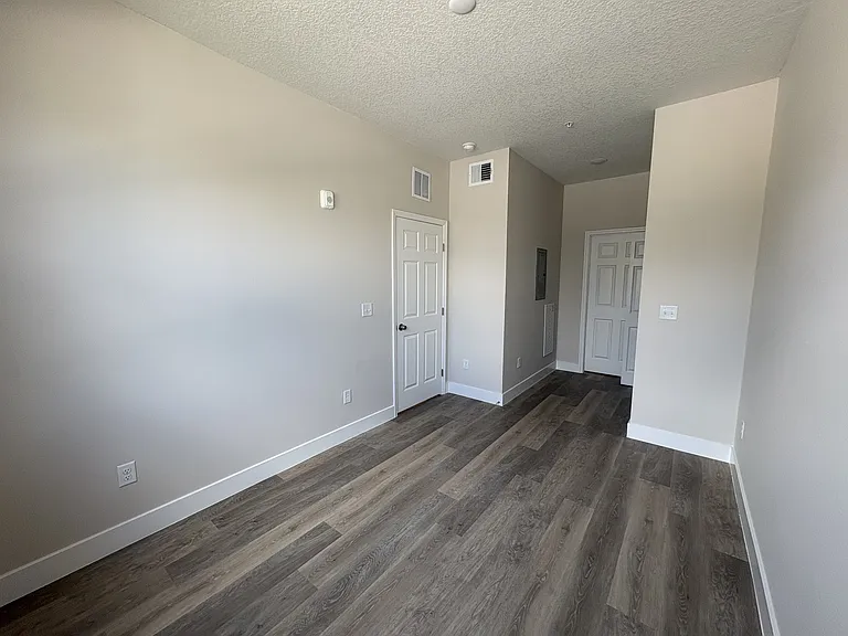 4424 S Texas Ave #1-104-1 — Photo 6