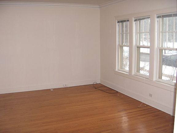3rd image of 2726 Central Park Ave