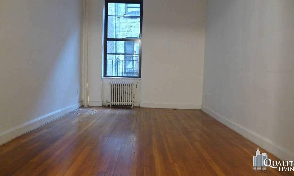 1st image of 353 W 44th St APT 04C