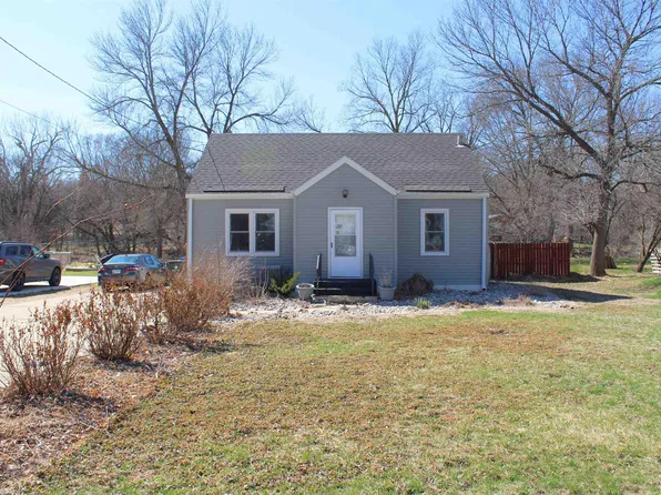 3711 Summit St, Sioux City, IA 51104