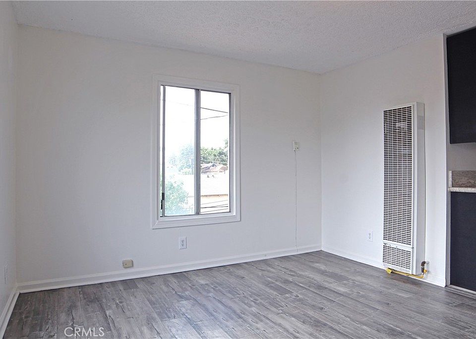 1st image of 4055 1/4 Wall St