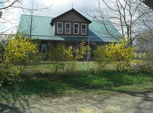 1051 Adams Hl, Cameron, WV 26033