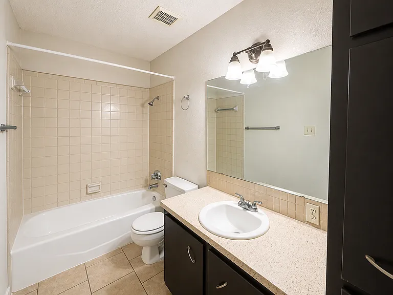 2211 Wheeler Ave — Photo 21