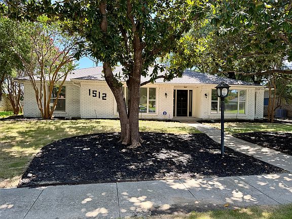 3rd image of 1512 Northridge Dr