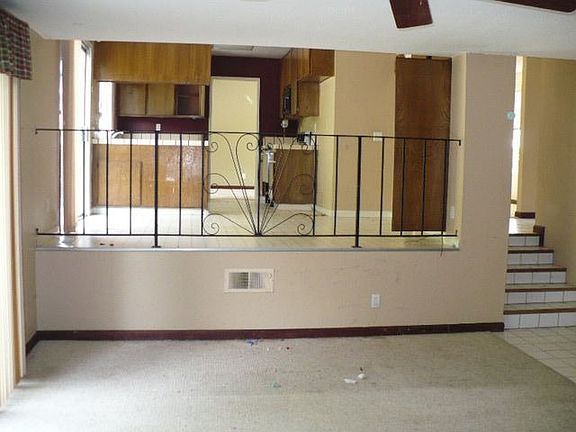 5th image of 535 Victoria Dr