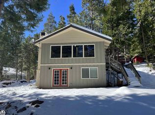 24060 Paumma Pl, Mi Wuk Village, CA 95346