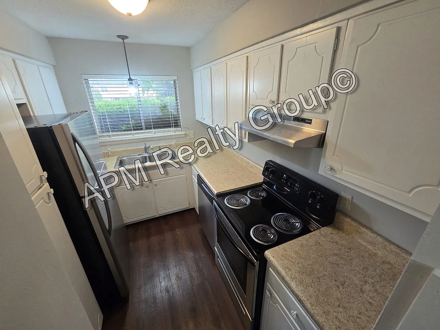 Cherry Hall Townhomes — Photo 3
