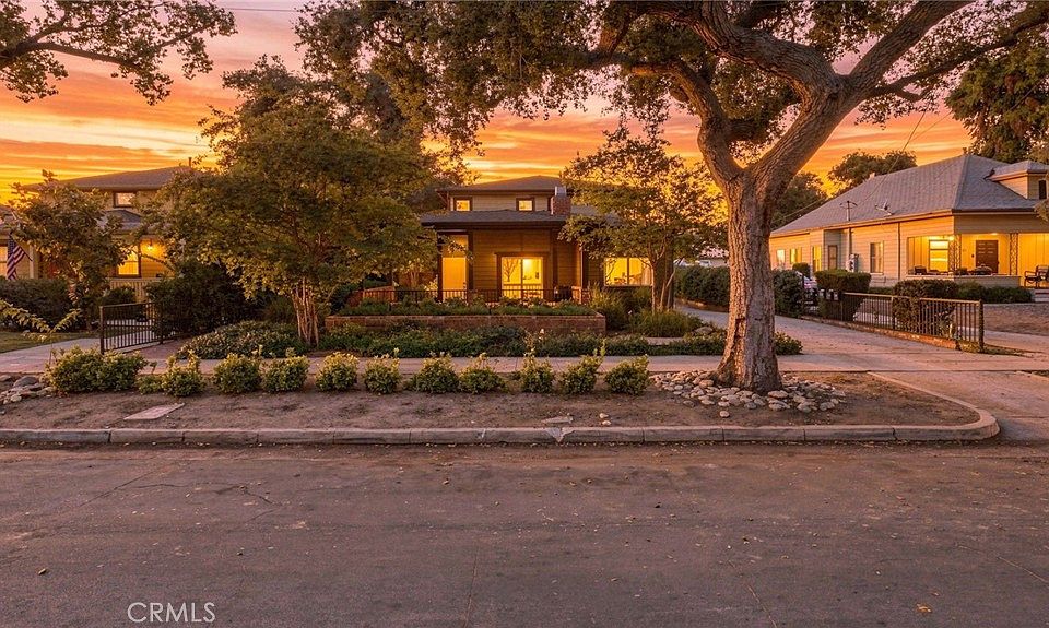 1st image of 537 Cypress Ave