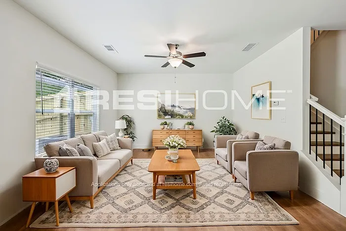 236 N Cross Lane Rd — Photo 4
