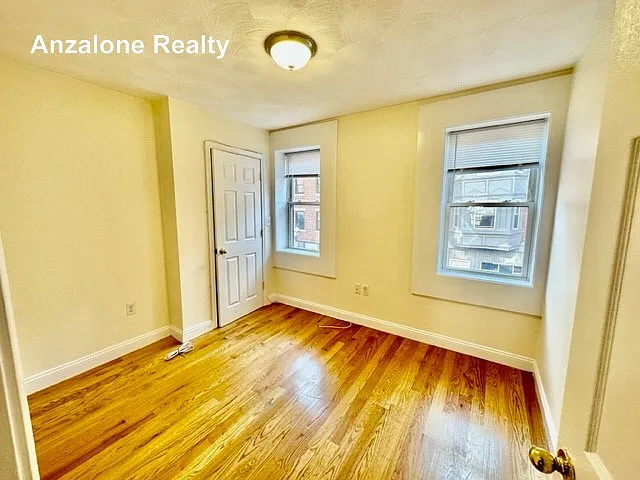 2 bed, 1.0 bath, $3,500 — Photo 2