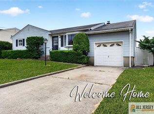 10 5th St, South River, NJ 08882