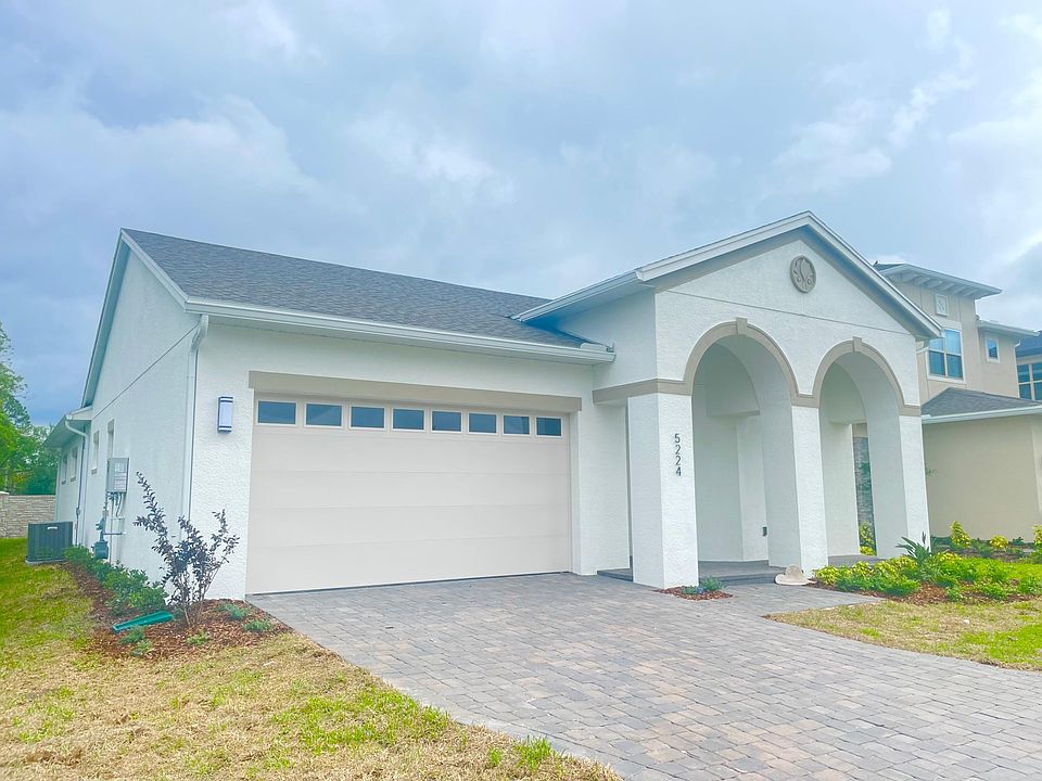 1st image of 5029 Center Ct