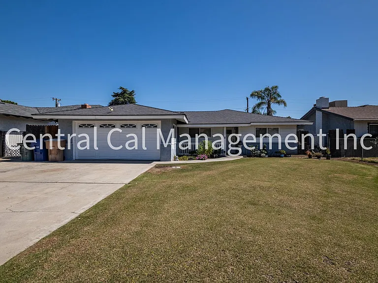 3605 Truman Ave — Photo 1
