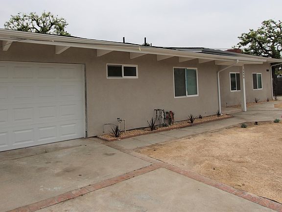 2nd image of 1490 Arroyo Ave