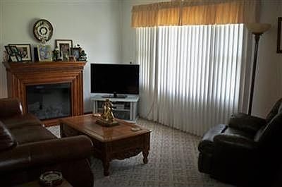 3rd image of 553 S Schenley Ave