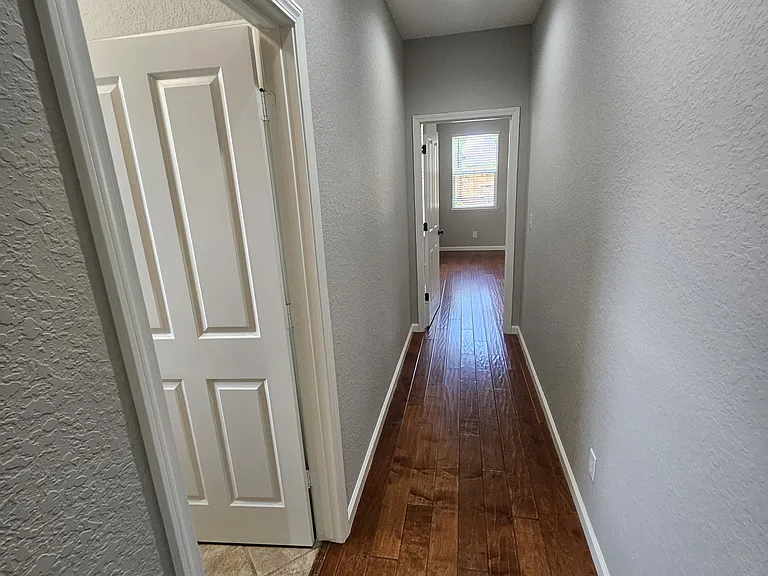 1168 Fiore Way — Photo 31