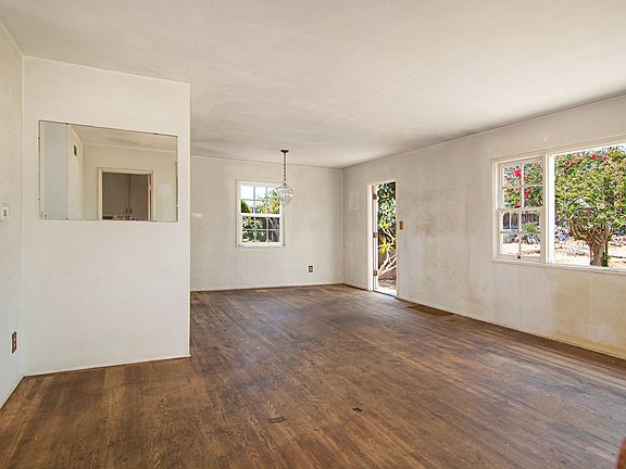 5th image of 2414-16 Chatsworth Blvd