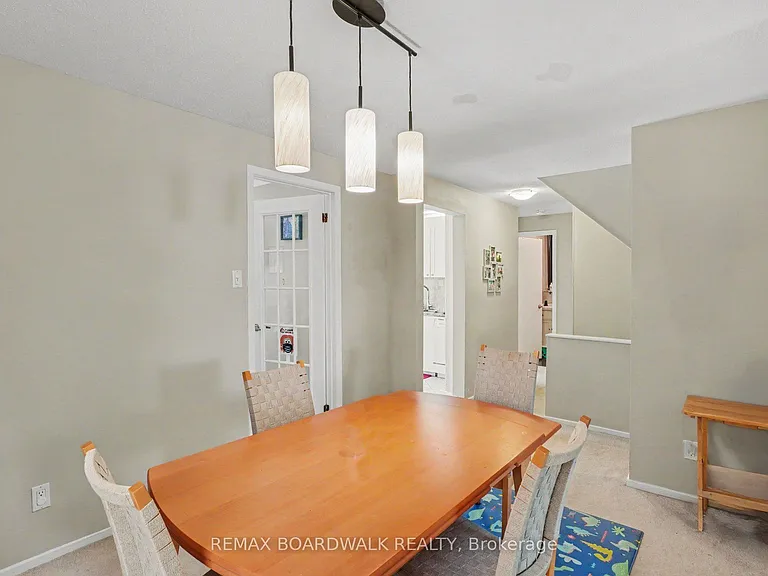 84 Sherway Dr — Photo 8