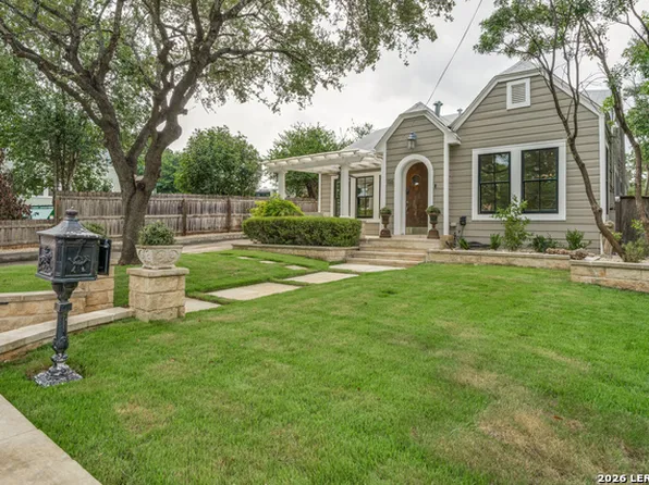 116 Alta Ave, Alamo Heights, TX 78209