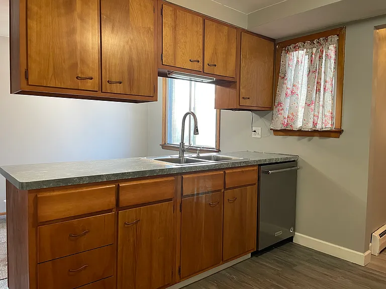 Kitchen to Dining Room
