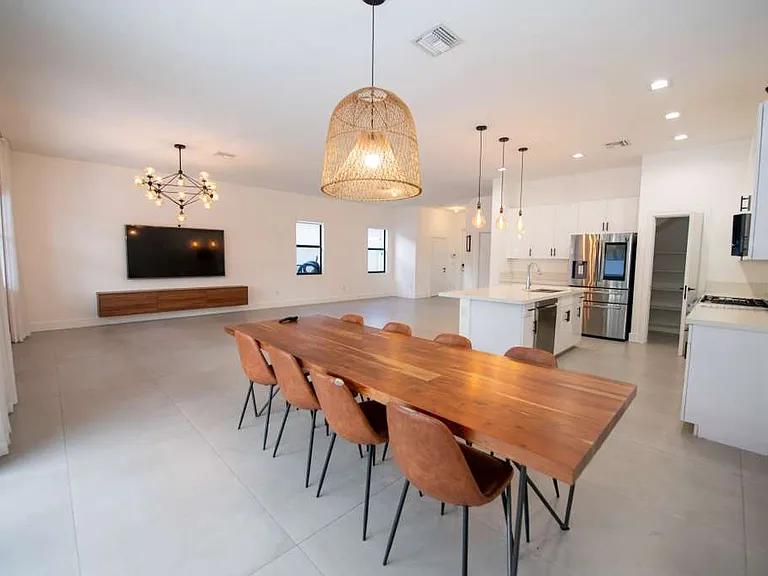 4963 Whispering Way — Photo 9