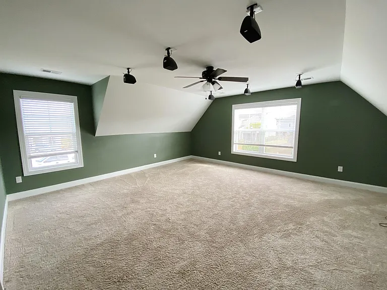 Bedroom 4/Media Room without furniture (for size)